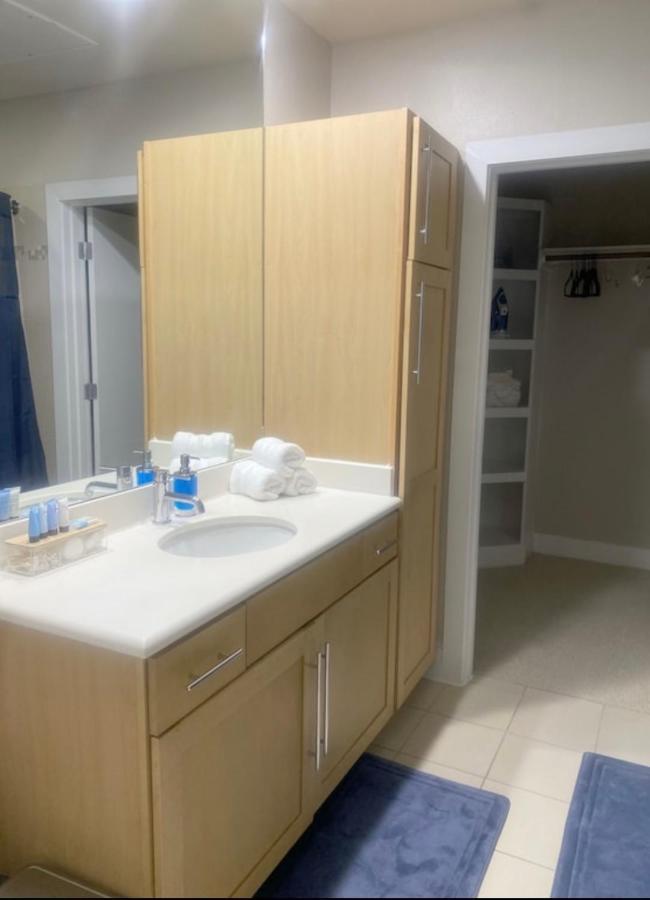 Luxury Corporate Apartment Rental Houston Bagian luar foto